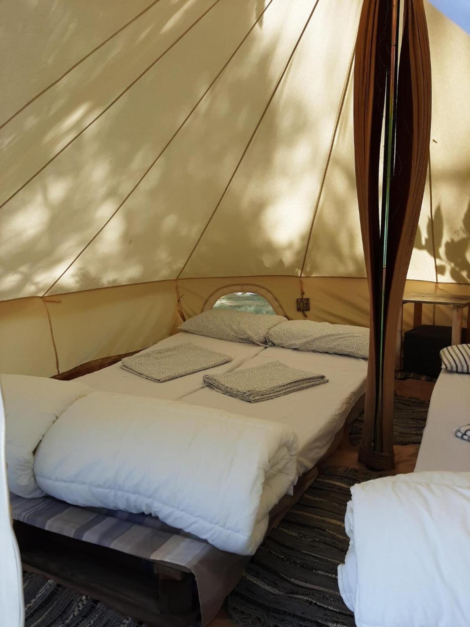 Rifugio Manfrè Glamping Tent Belpasso Extérieur photo